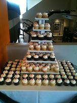 Kaley's Kakes - Wedding and specialty cakes, cupcakes, pastries, and more! - Click here to visit our website!